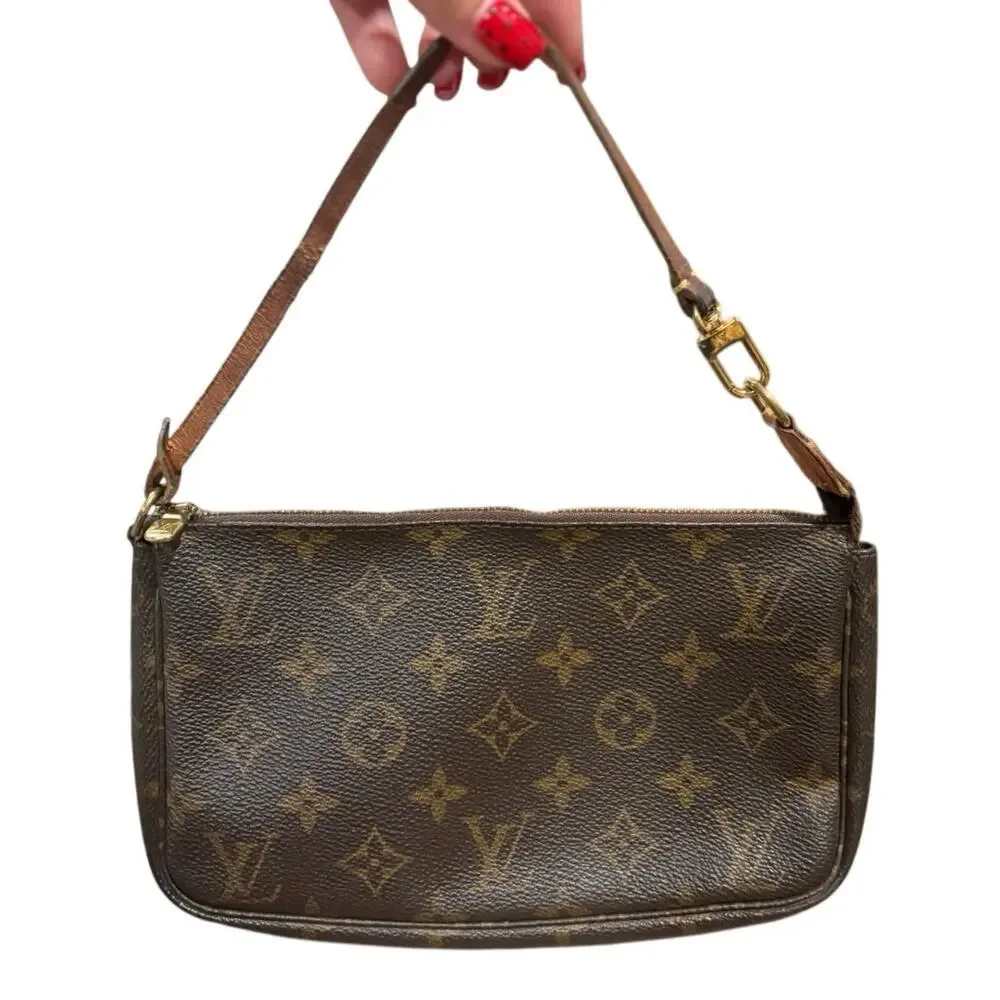 Louis Vuitton LV Monogram Pochette Accessoires Vintage Shoulder Bag Pouch